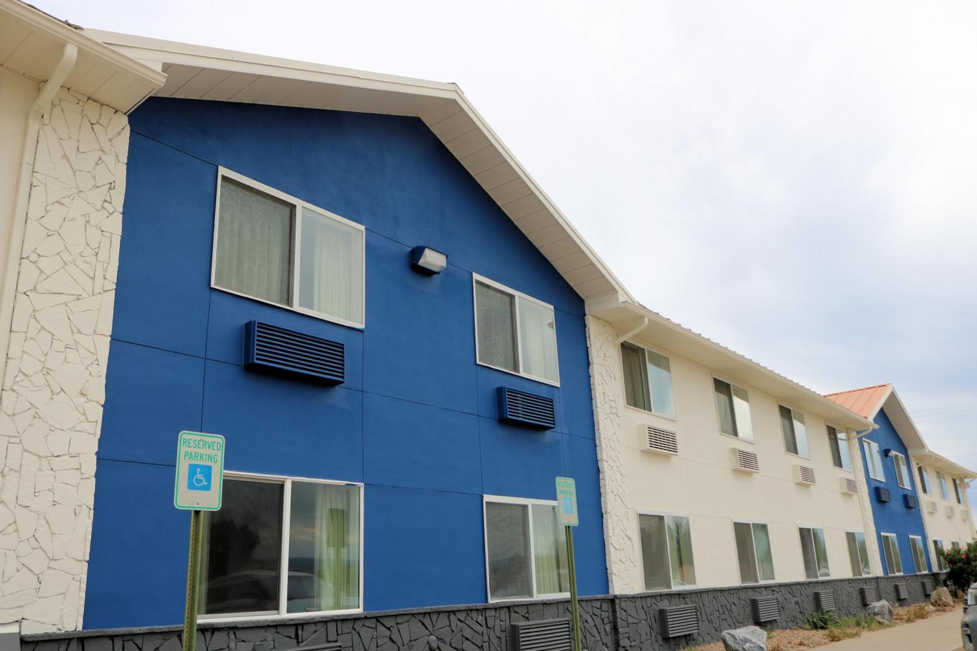 Best Western Montrose Inn Exteriör bild